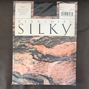 Berkshire Silky Panty Hose Control Top Color Navy Size 2 Sheer Lycra Leg